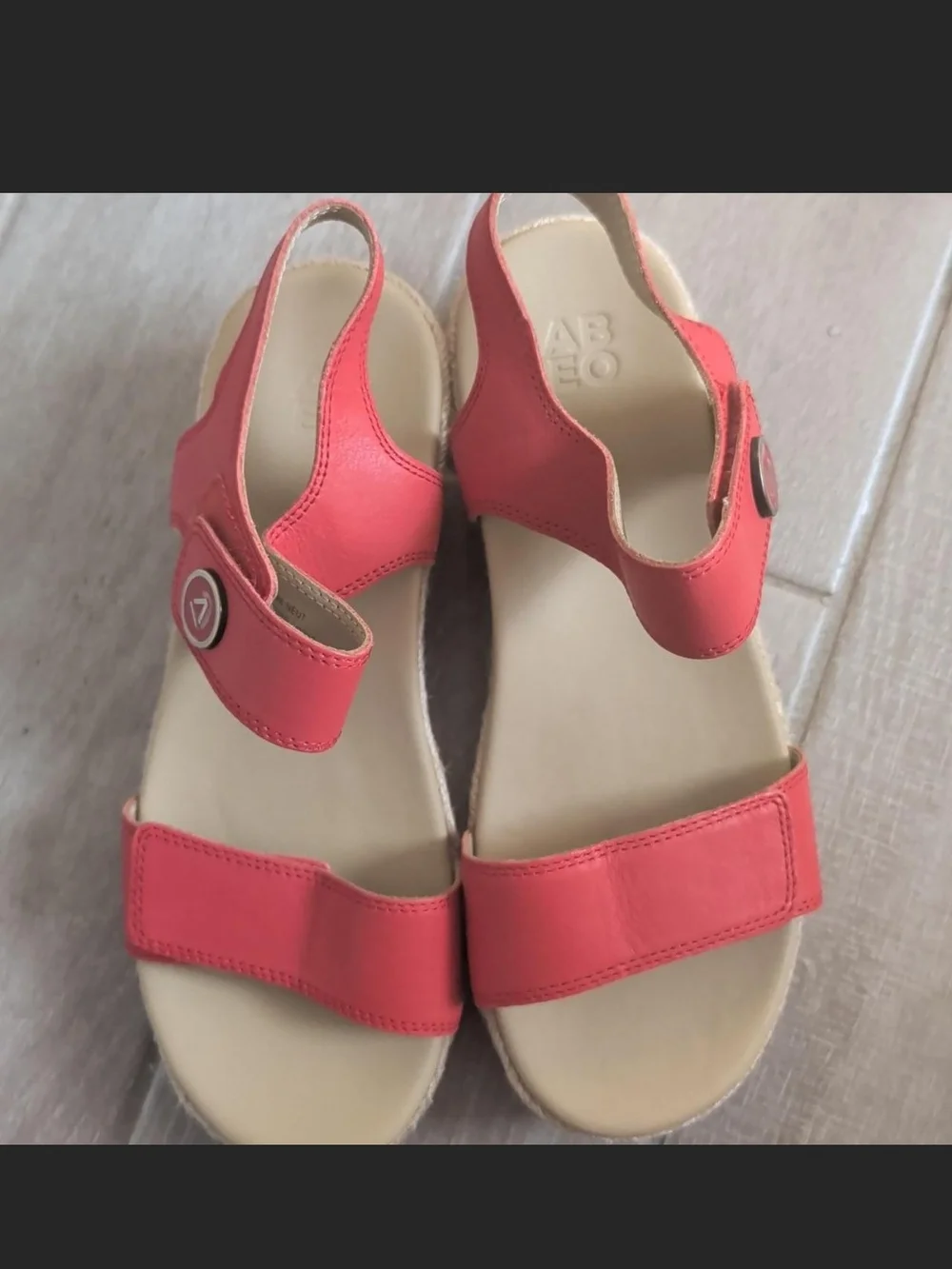 ABEO Riviera Red Slingback Espadrille Wedge Sandals Size 8